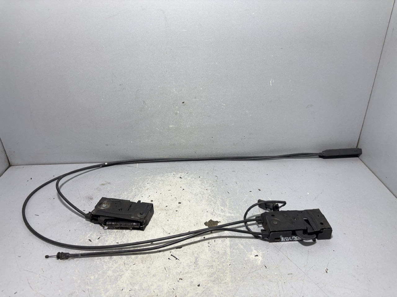 DIJELOVI BRAVA HAUBE VOLVO XC60 > 17- 32226108LH