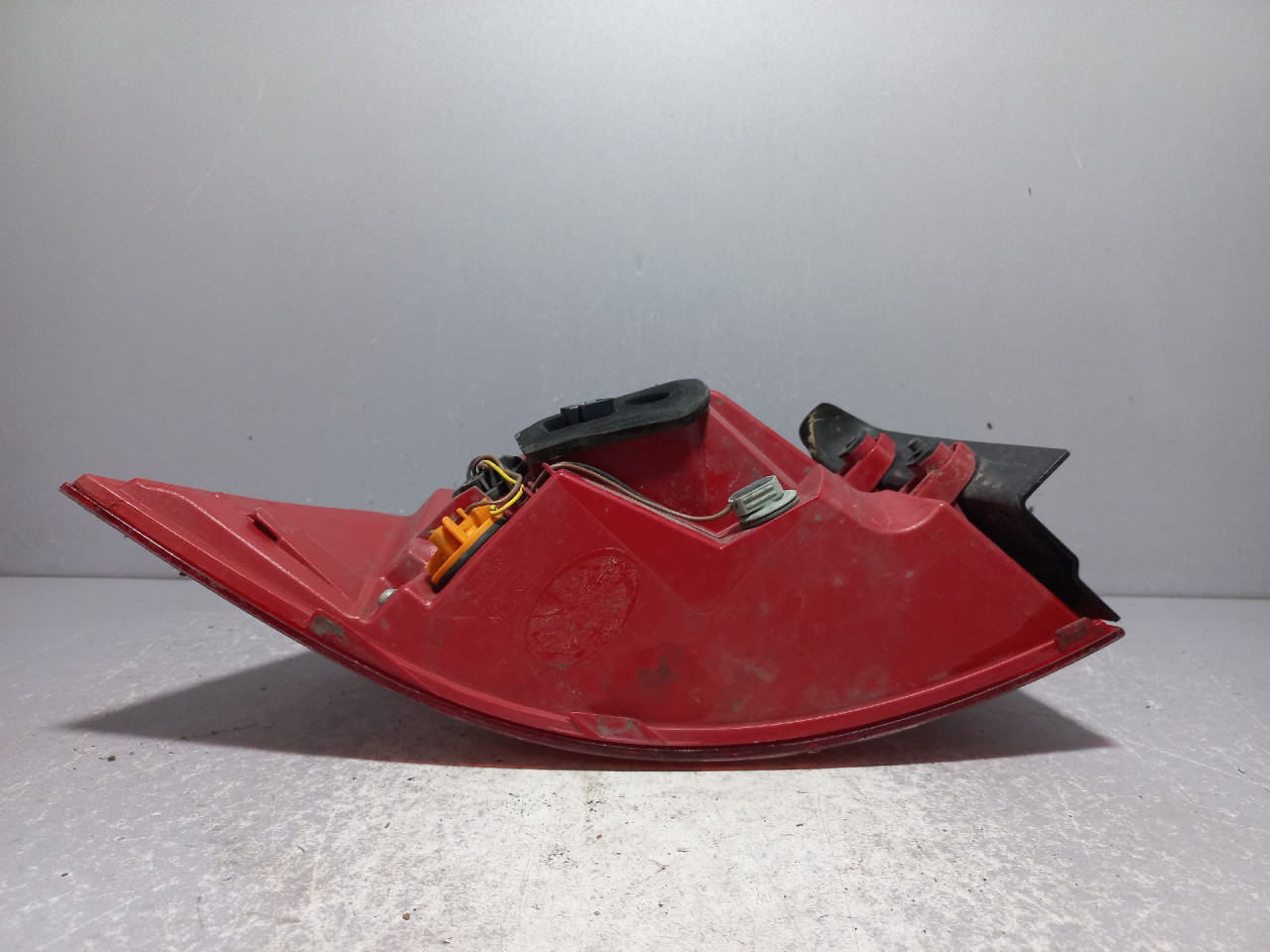 STOP SVJETLO VW PASSAT B7 > 10-14 3AF945208B
