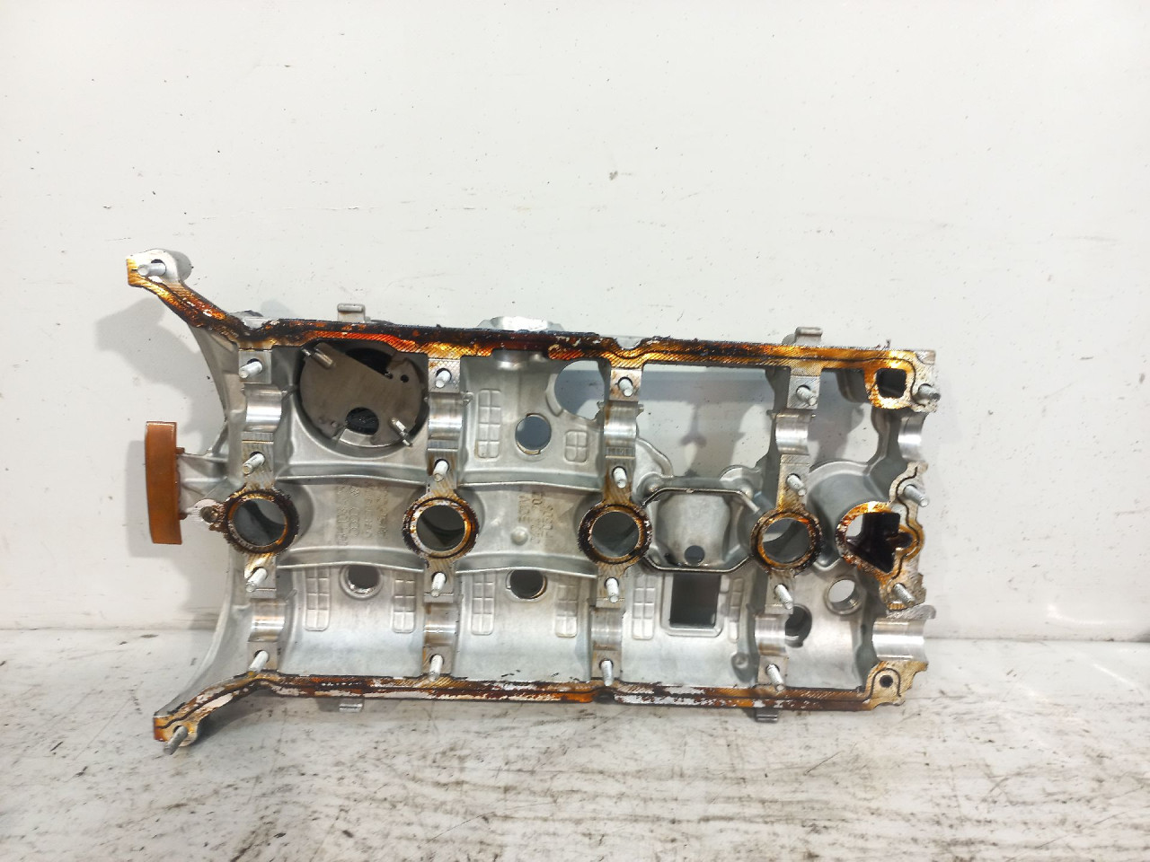 DIJELOVI DEKLO AUDI A4 (B8) > 07-11 06H103475G
