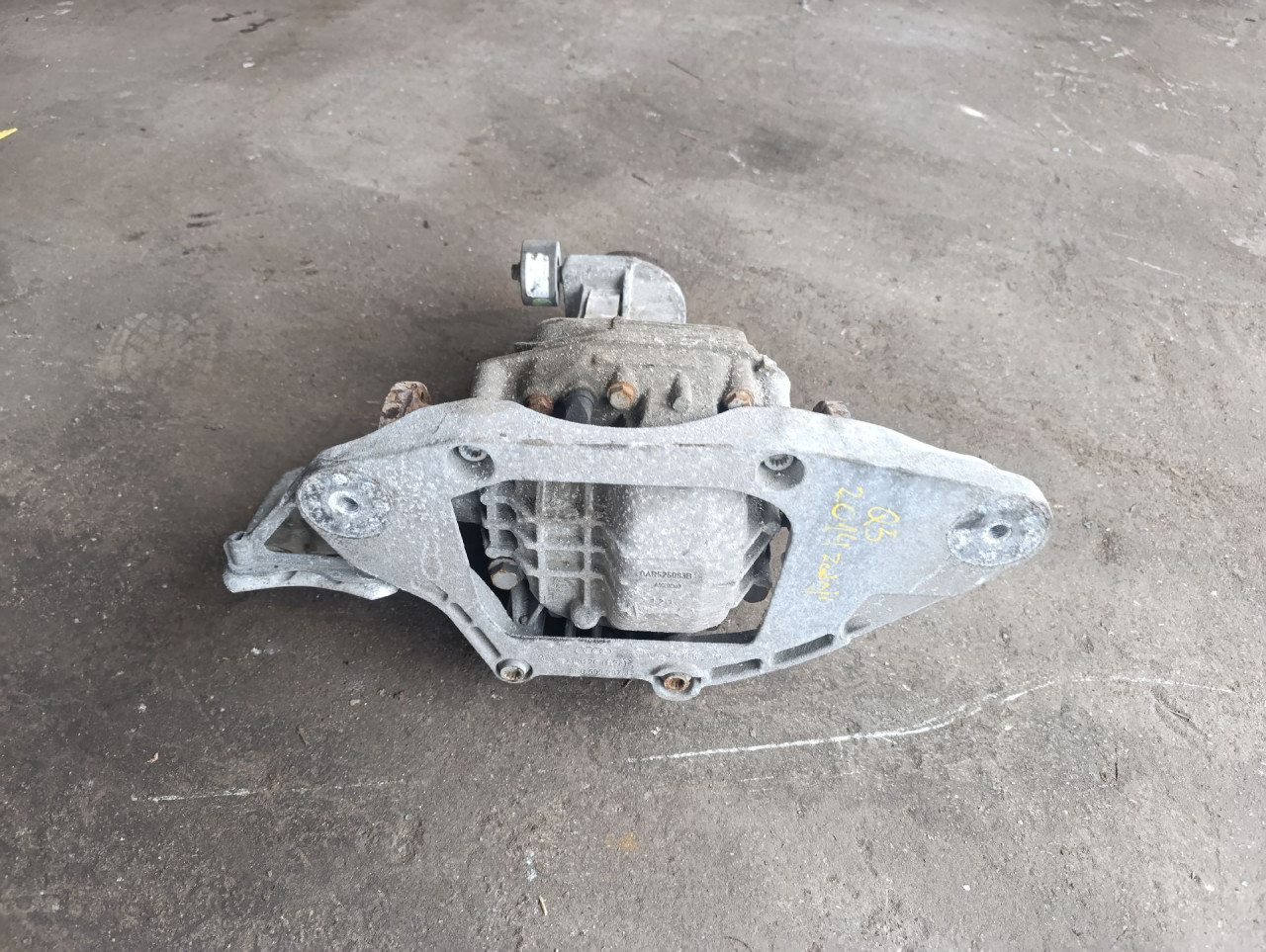 DIJELOVI DIFERENCIJAL AUDI Q3 > 11-15 0AR525083B