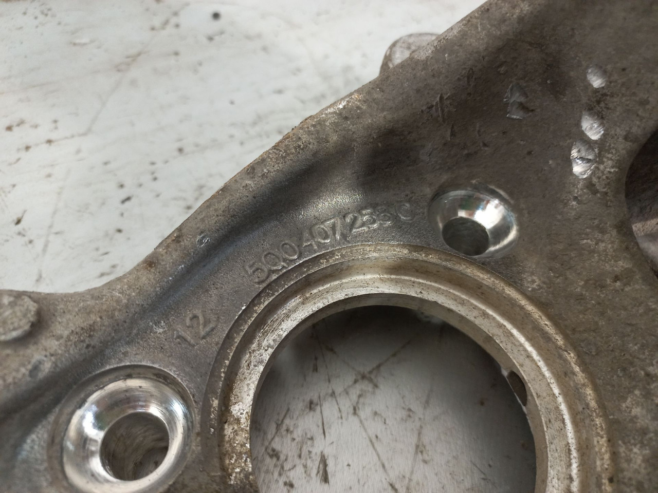 DIJELOVI GLAVCINA VW PASSAT B8 > 14- 5Q0407285C