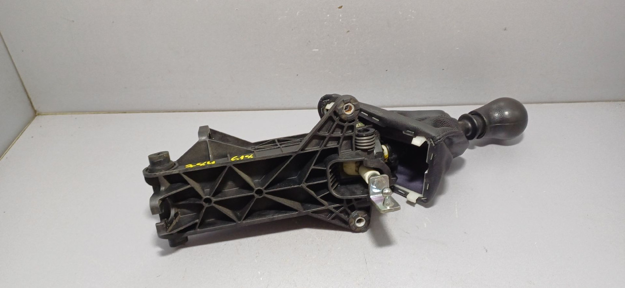 DIJELOVI SALTEBLA VW CRAFTER > 11-16 2E2711025C