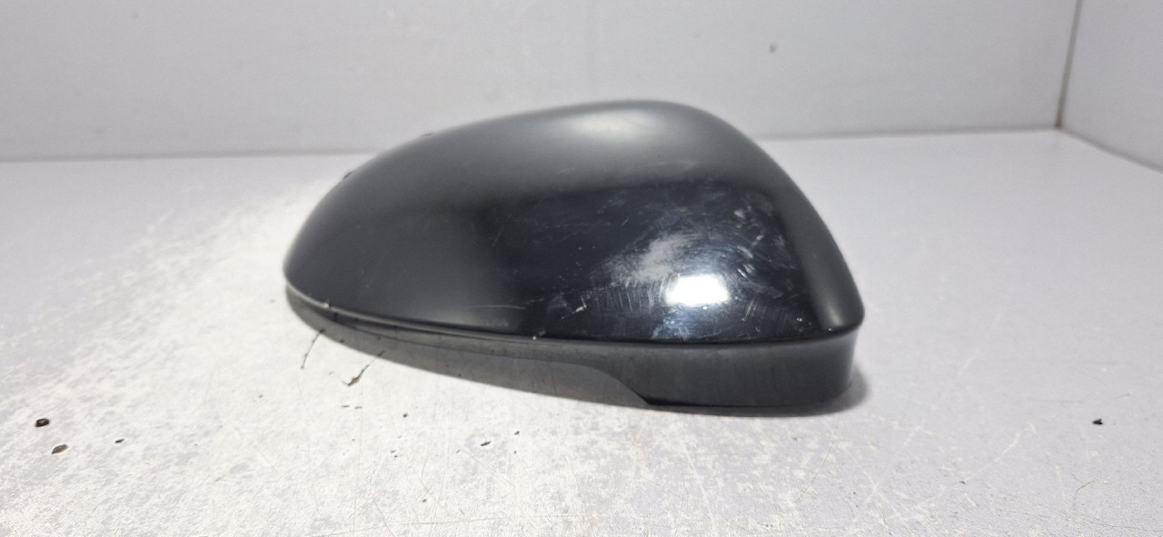 DIJELOVI POKLOPAC RETROVIZORA VW GOLF 8 > 19-
