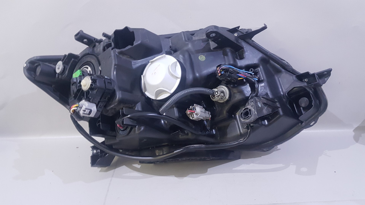 DIJELOVI FAR NISSAN X-TRAIL > 14-17 10017939