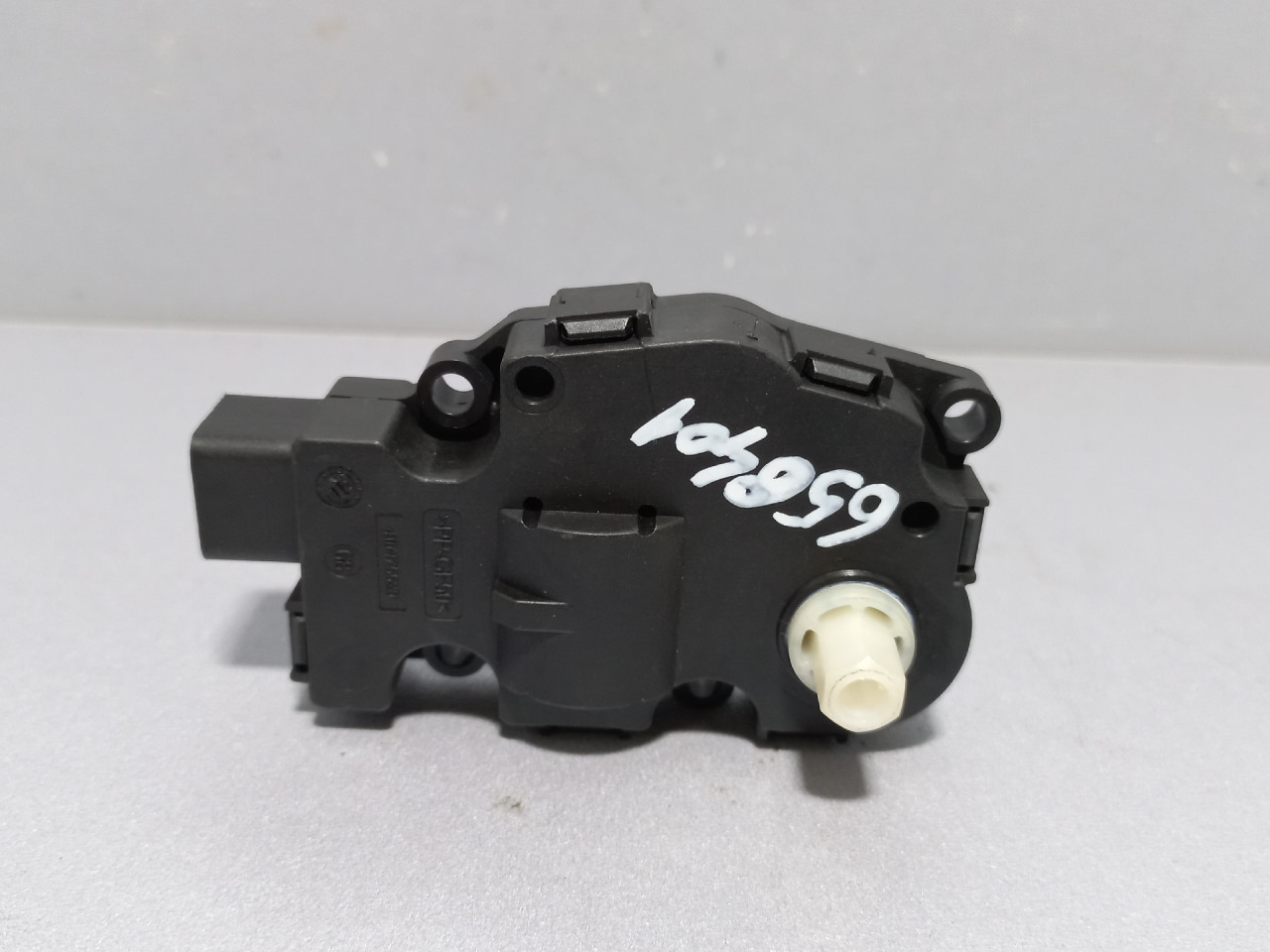 MOTORIC KLAPNE AUDI A4 (B8) > 07-11 K9749006