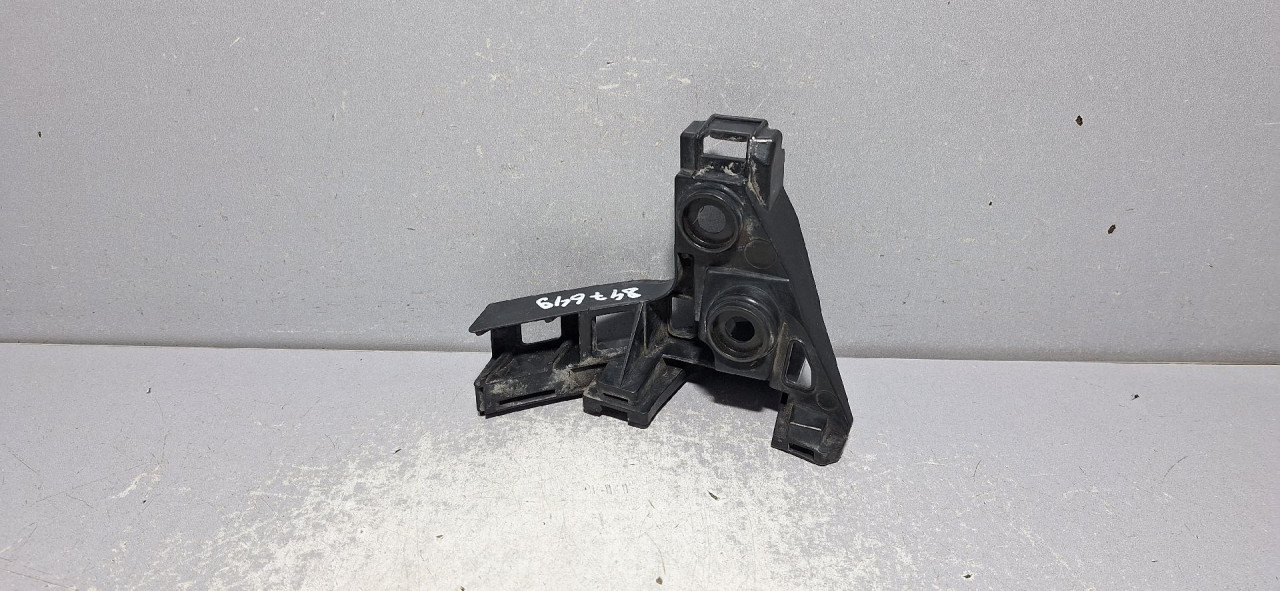 DIJELOVI NOSAC ZADNJEG BRANIKA VW GOLF 7 > 12-16 5G6807393A