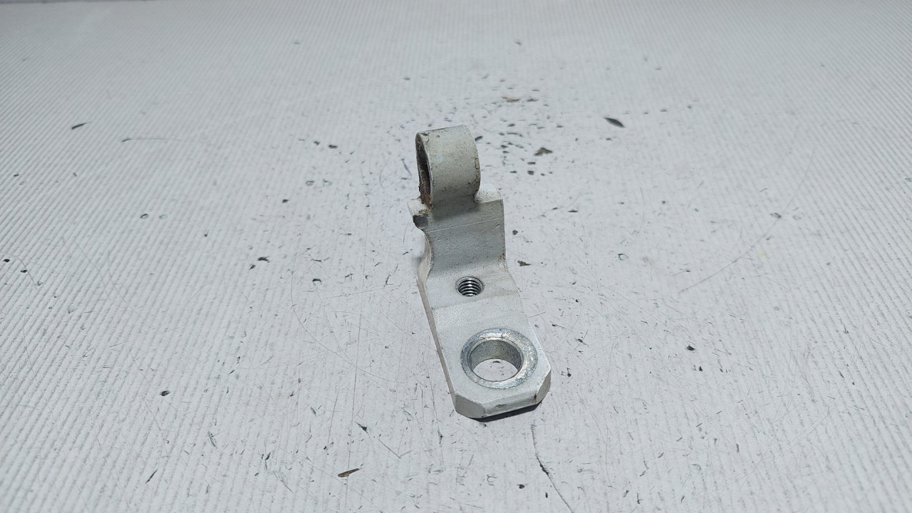 DIJELOVI BAGLAMA VW TOURAN > 03-06 6Q0831401B