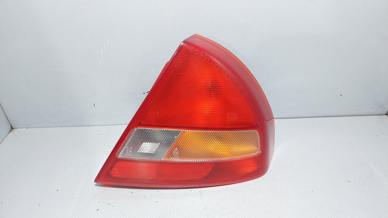 DIJELOVI STOP SVJETLO MITSUBISHI LANCER > 96-01