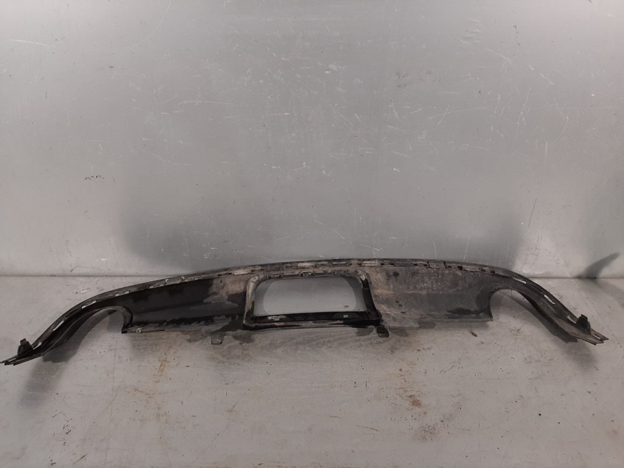 DIJELOVI SPOJLER VW PASSAT B7 > 10-14 3AF807521L