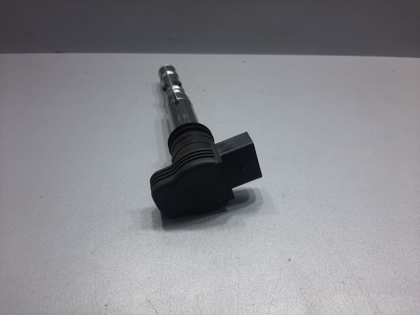 DIJELOVI BOMBINA AUDI A3 > 96-03 06A905115D