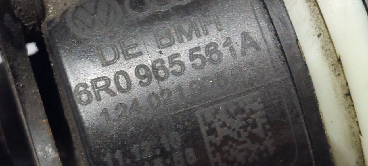 DIJELOVI POMOCNA PUMPA VODE SKODA FABIA > 10-14 1.6 6R0965561A