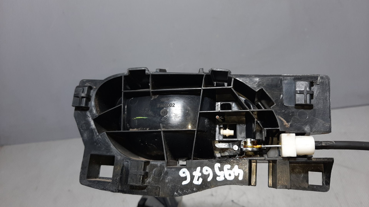 UNUTRASNJA RUCKA VRATA PEUGEOT 5008 > 13-16 9683446877