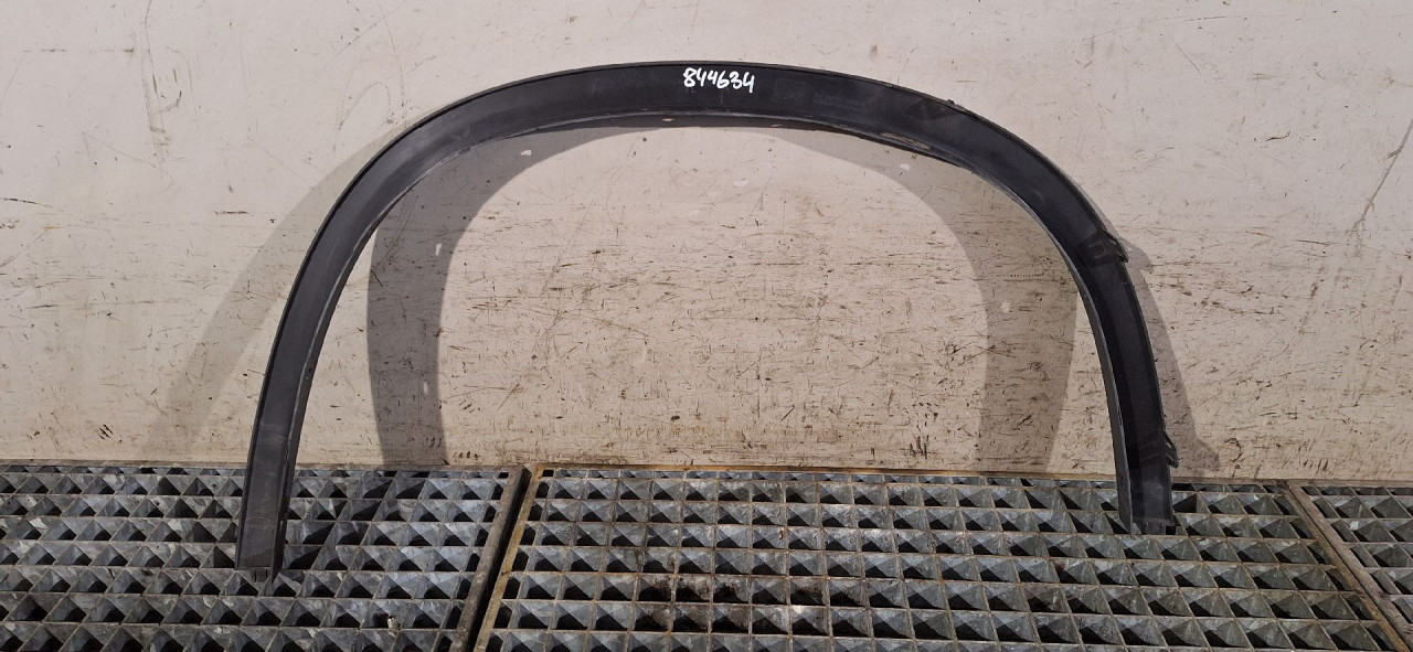 DIJELOVI RUB BLATOBRANA BMW X1 (E84) > 09-12 51772990165