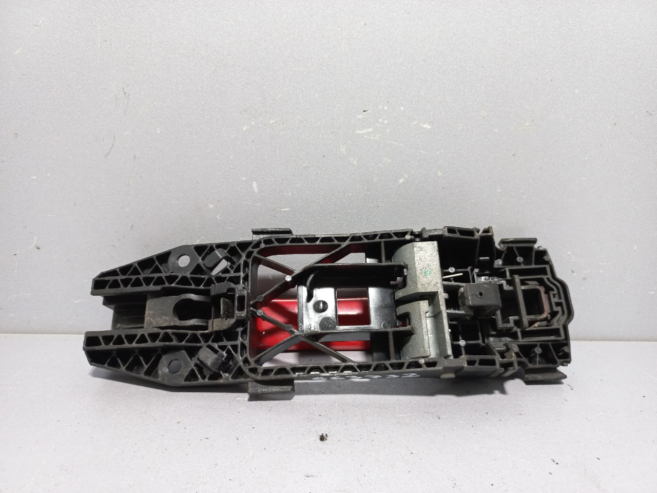 DIJELOVI RUCKA VRATA VW TOURAN > 03-06 5N0839885H