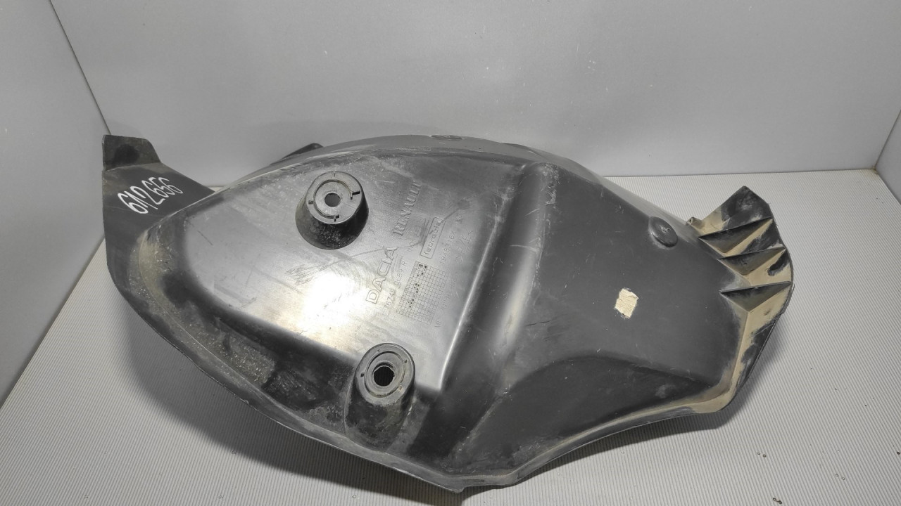 UNUTRASNJI BLATOBRAN DACIA DUSTER > 17- 767480689R