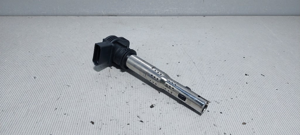 DIJELOVI BOMBINA AUDI A3 > 03-08 07K905715F
