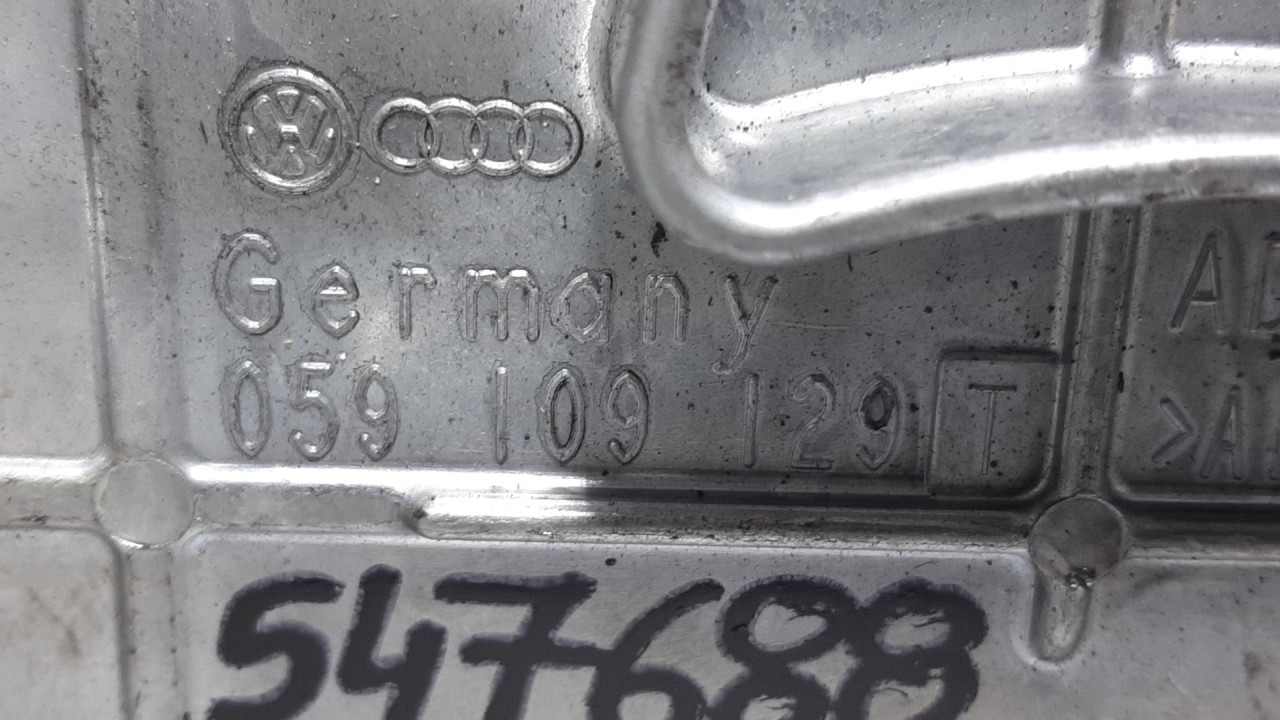 DIJELOVI DEKLO AUDI A6 4G > 11-14 059109129T