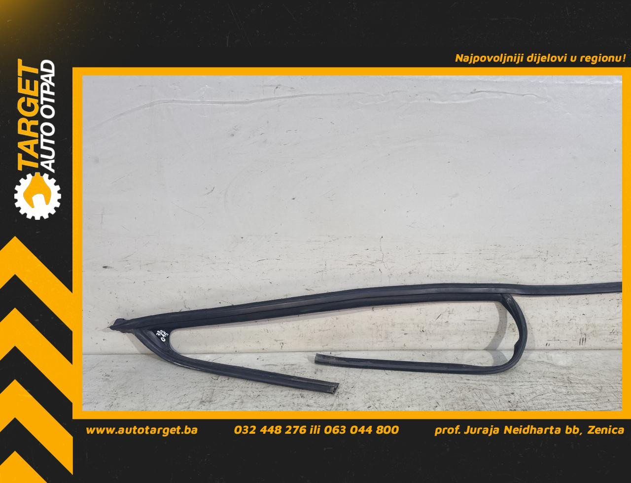 DIJELOVI KEDER AUDI A4 (B8) > 12-15 8K0837440G