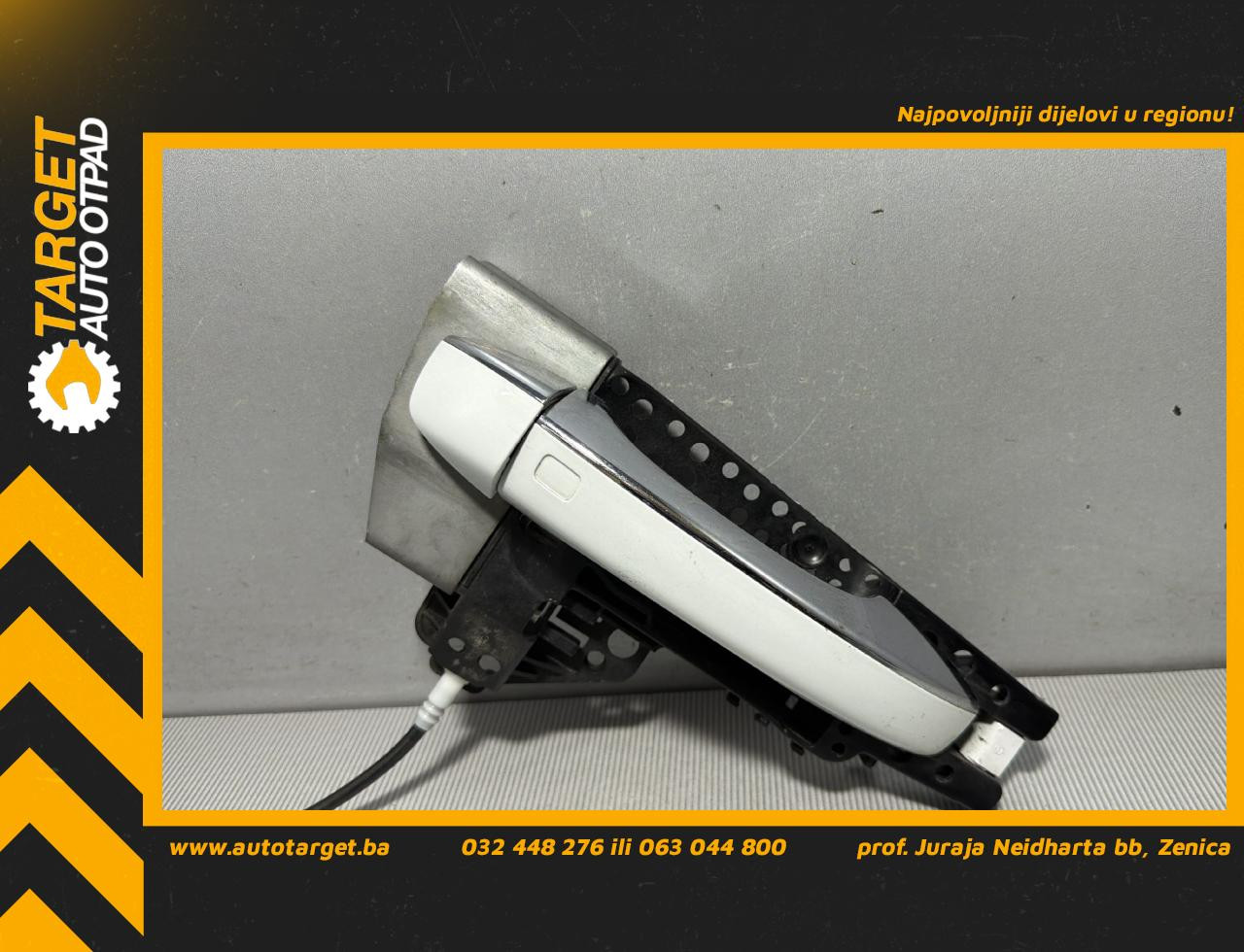 DIJELOVI RUCKA VRATA AUDI Q5 > 12-16 2.0 8T02837886