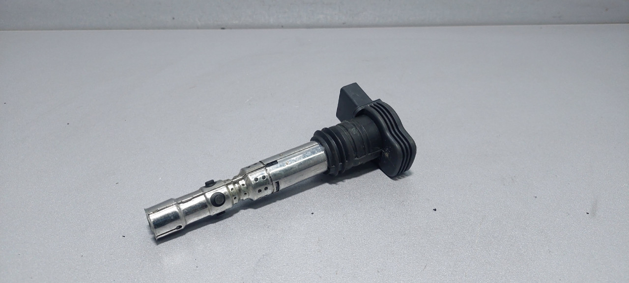 DIJELOVI BOMBINA AUDI A3 > 96-03 06A905115D