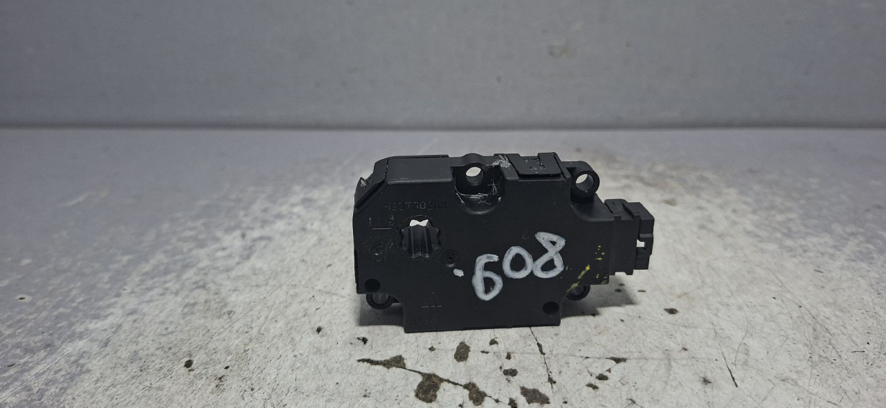 DIJELOVI MOTORIC KLAPNE AUDI A4 (B9) > 15-18 ZBAT0084D03