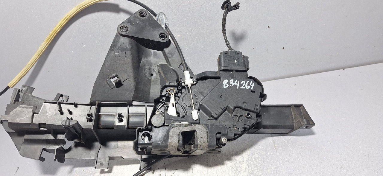 DIJELOVI BRAVA VRATA FORD KUGA > 08-12 2.0 8V4AS21813CA