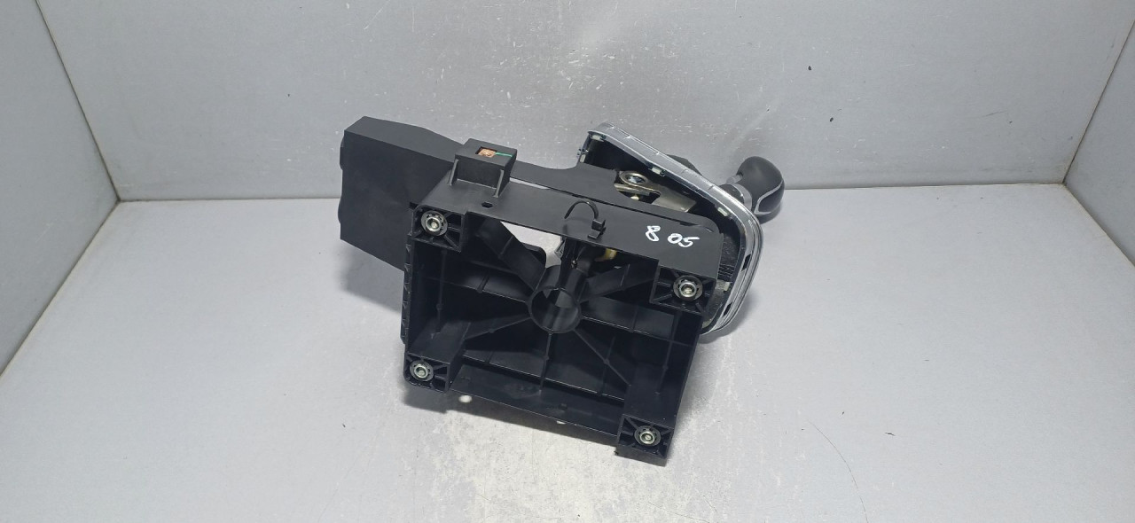 DIJELOVI SALTEBLA OPEL INSIGNIA > 09-13 55563840