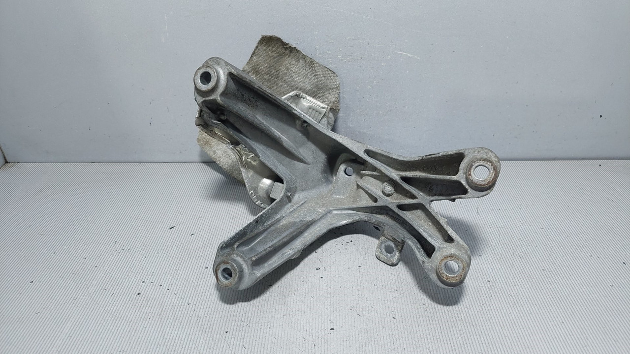 NOSAC MOTORA AUDI A4 (B8) > 12-15 8K0199308BE