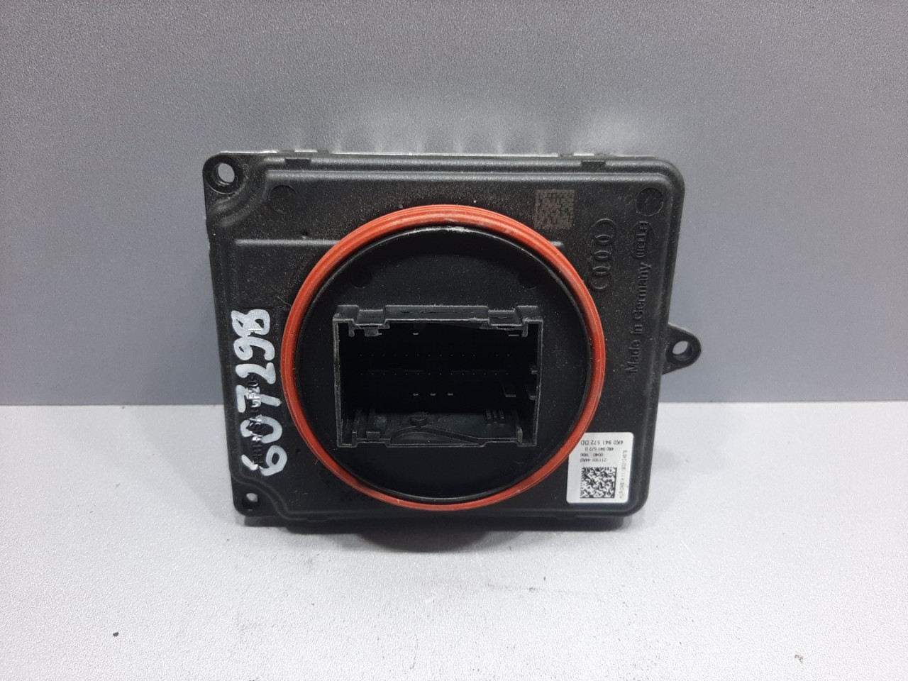 DIJELOVI BALAST FARA AUDI Q8 > 18- 4K0941572DD