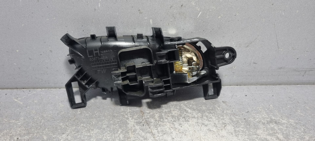 UNUTRASNJA RUCKA VRATA NISSAN QASHQAI > 18-21 806714EA