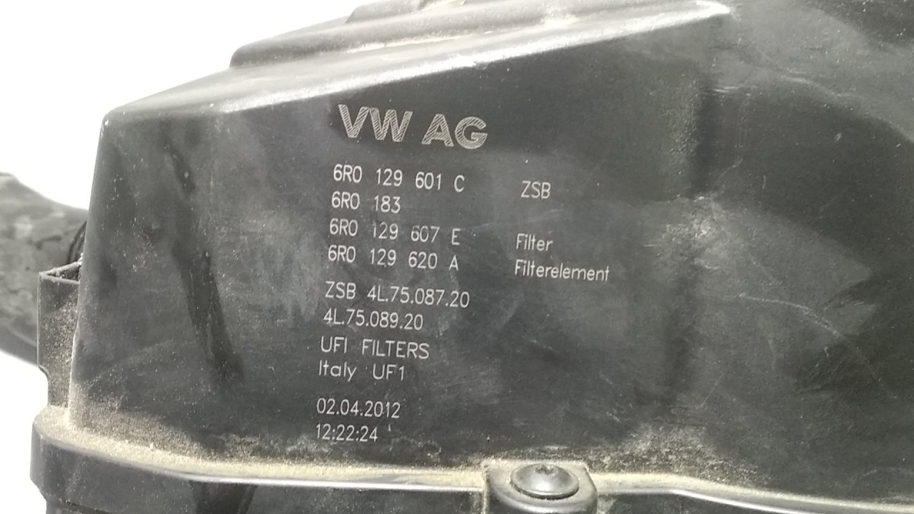 KUCISTE FILTERA ZRAKA VW POLO > 09-14 6R0129601C