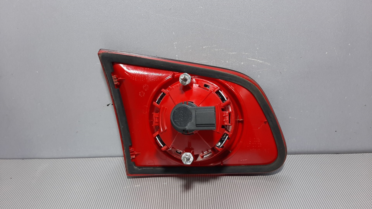 STOP SVJETLO VW PASSAT B6 > 05-10 3C9945094