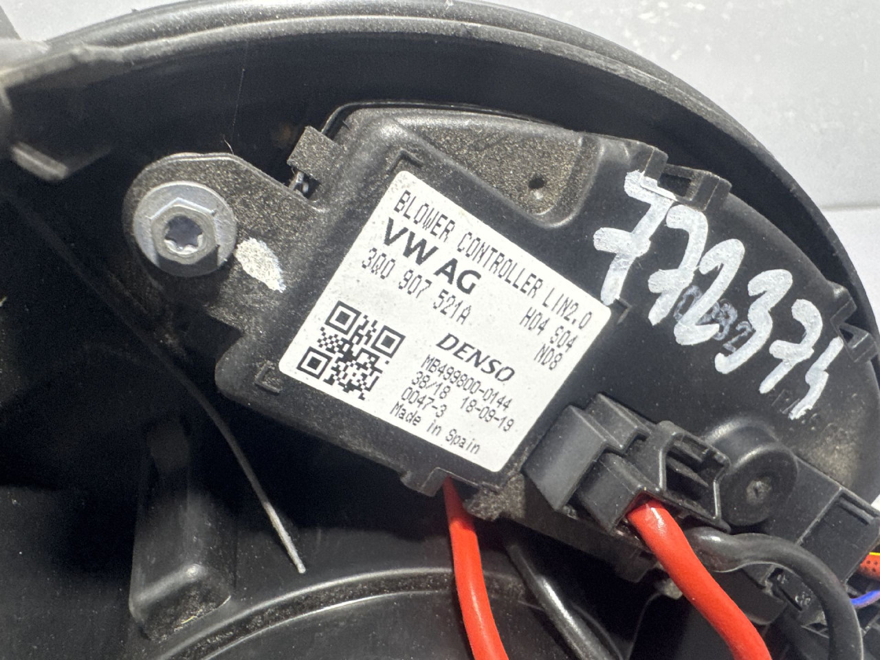 ELEKTRONIKA REOSTAT VW PASSAT B8 > 14- 3Q0907521A