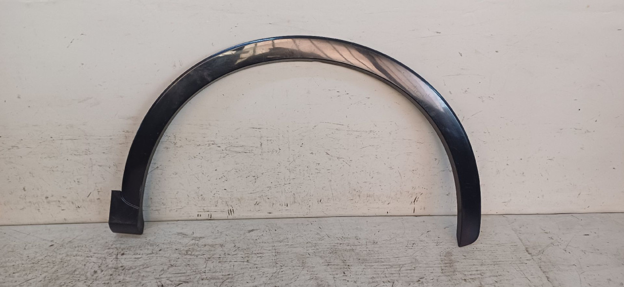DIJELOVI RUB BLATOBRANA AUDI Q3 > 11-15 8U853718E