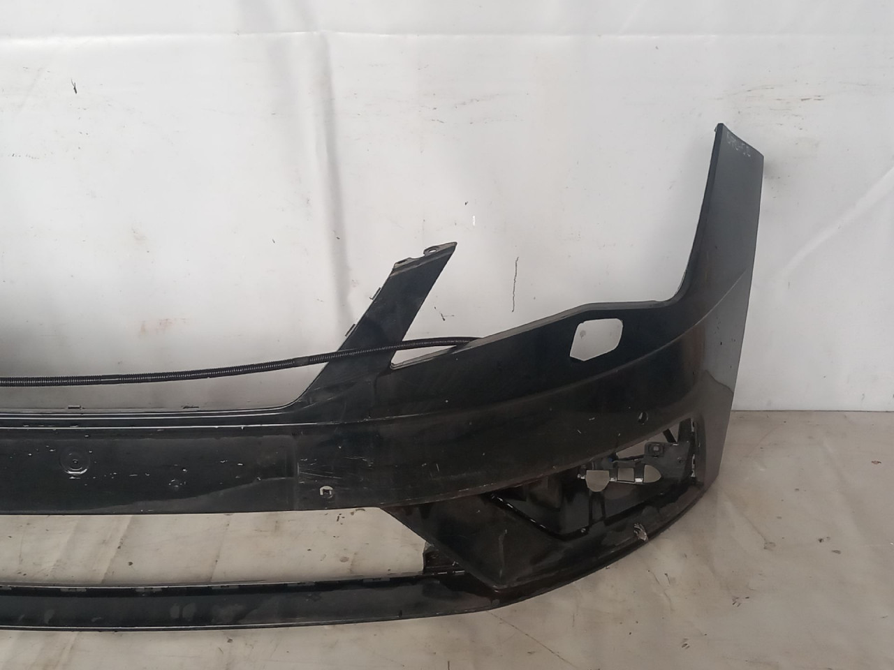 DIJELOVI BRANIK SEAT LEON > 13-16 5F0807221