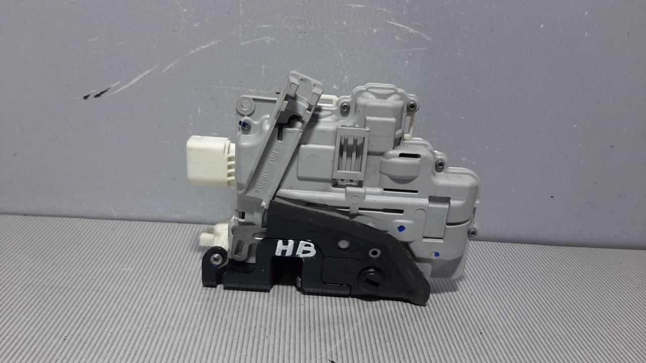 BRAVA VRATA VW PASSAT B7 > 10-14 3C4839016A
