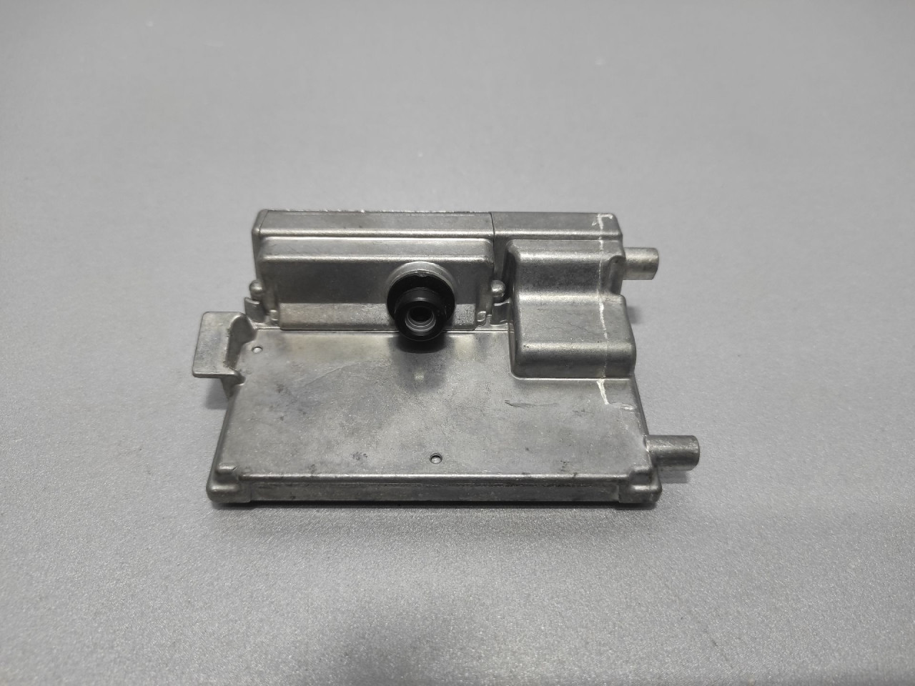 DIJELOVI KAMERA AUDI Q3 > 18- 2Q0980653B