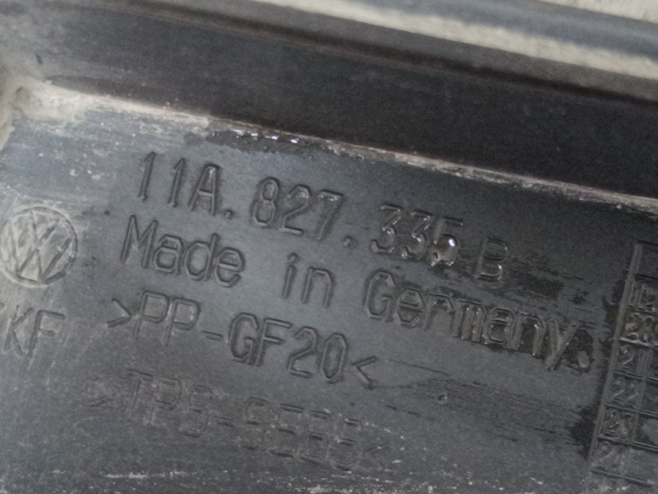 DIJELOVI LAJSNA VW ID.4 > 20- 11A827335B
