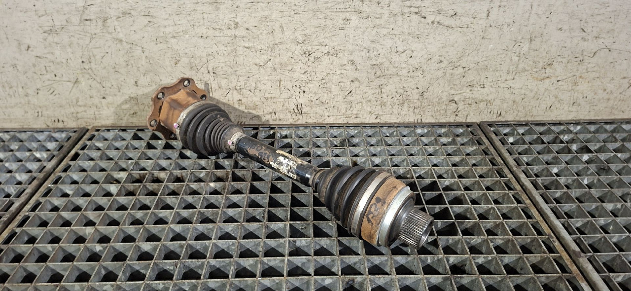 DIJELOVI POLUOSOVINA AUDI A4 (B8) > 12-15 8K0407271AL