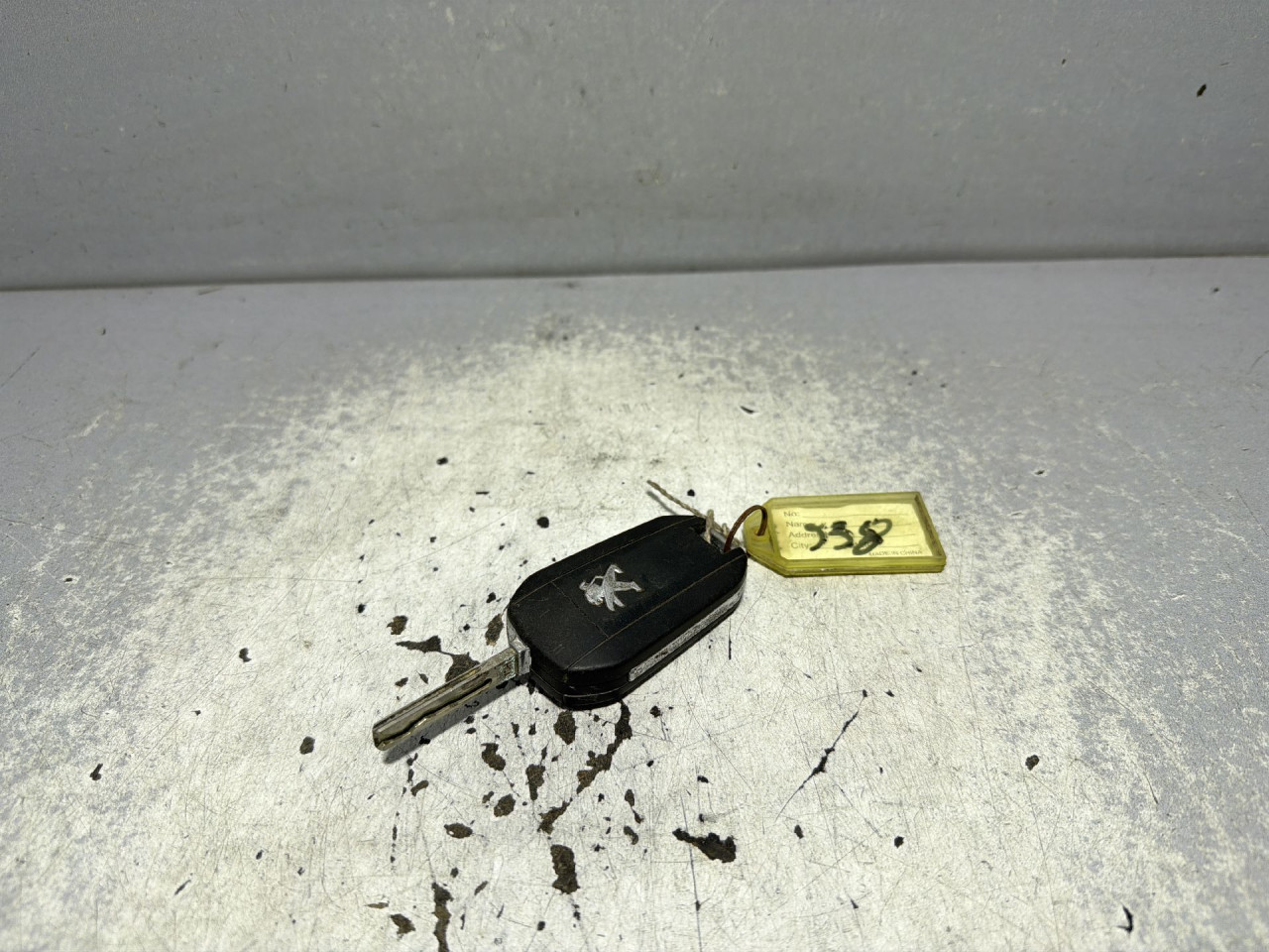 DIJELOVI KLJUC PEUGEOT 3008 > 16-20