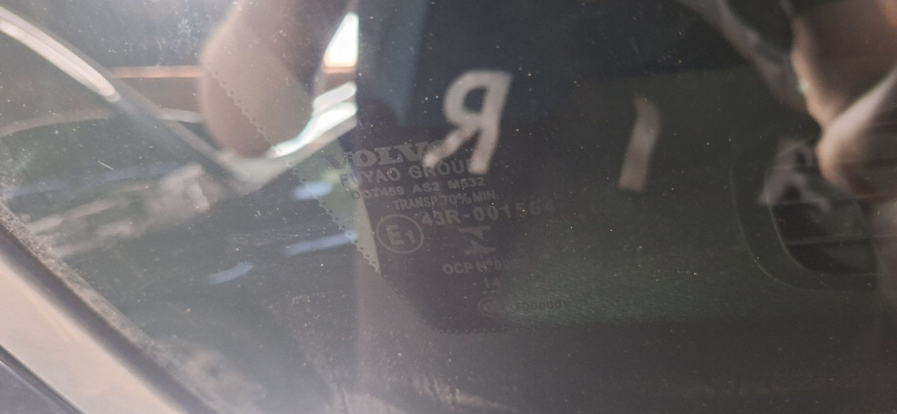 DIJELOVI STAKLO VOLVO S60/V60 > 14 - 19 2.0