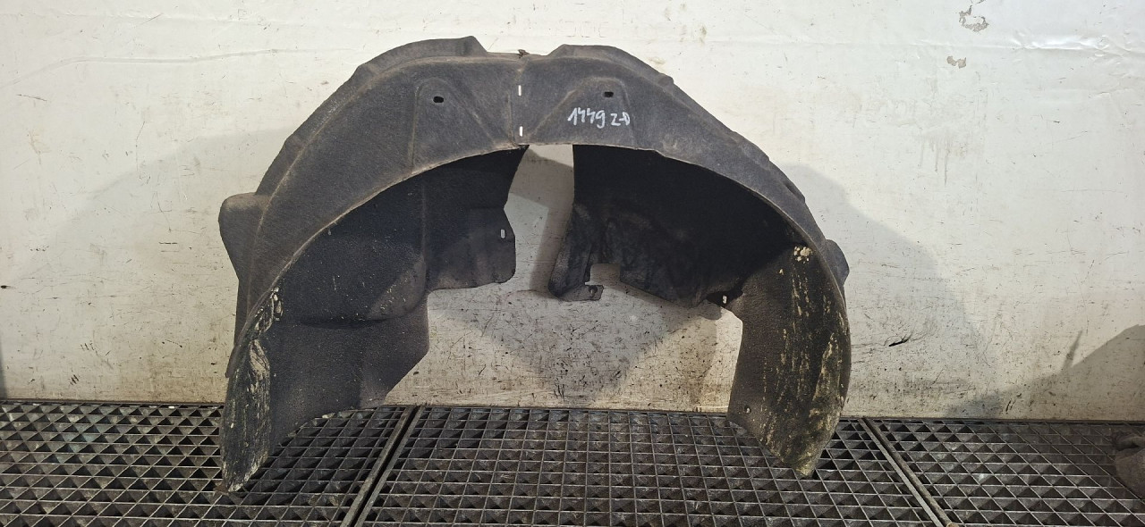 DIJELOVI UNUTRASNJI BLATOBRAN AUDI Q3 > 11-15 2.0 8P0809154A