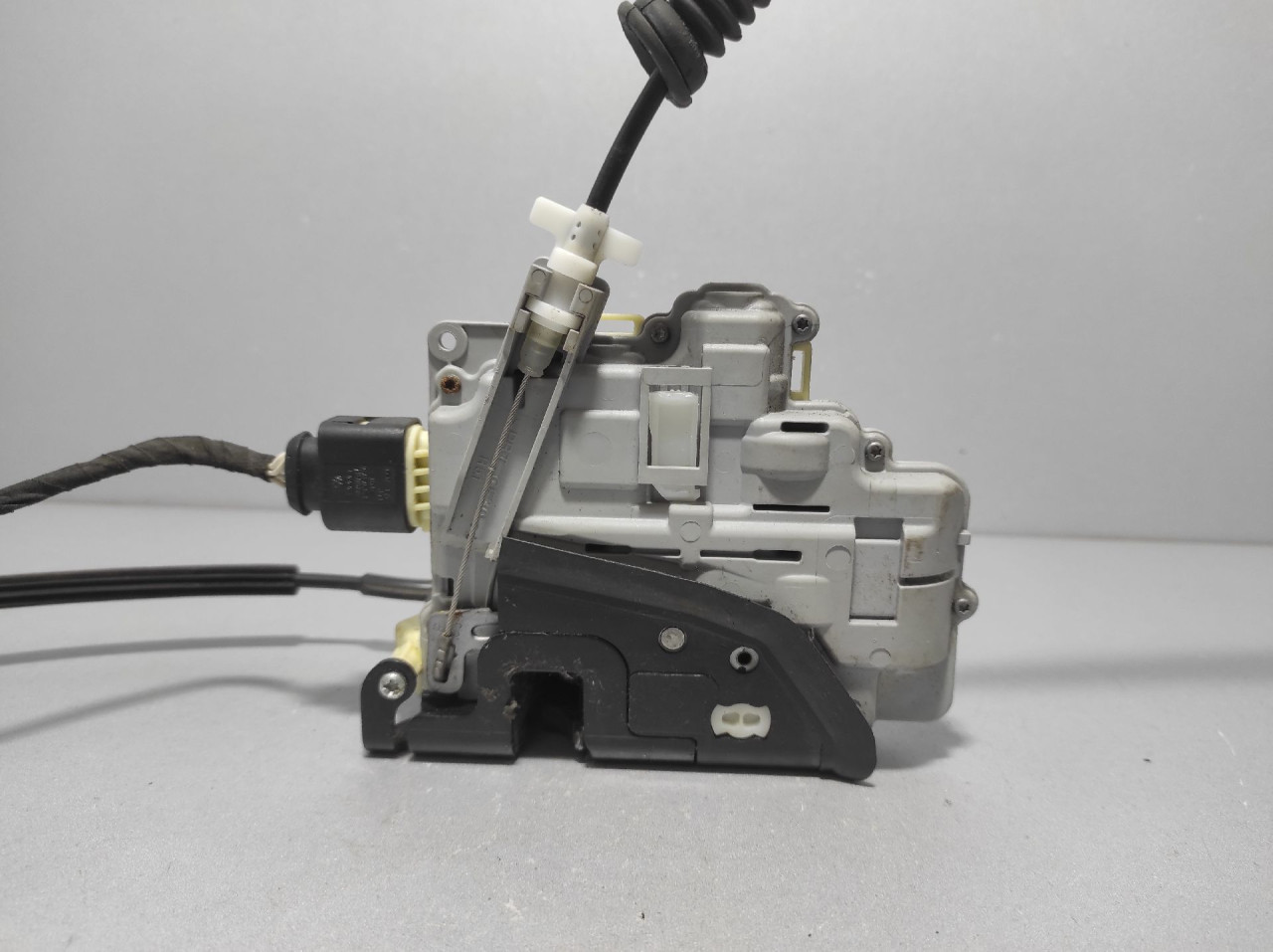 BRAVA VRATA VW PASSAT B6 > 05-10 3C1837016A