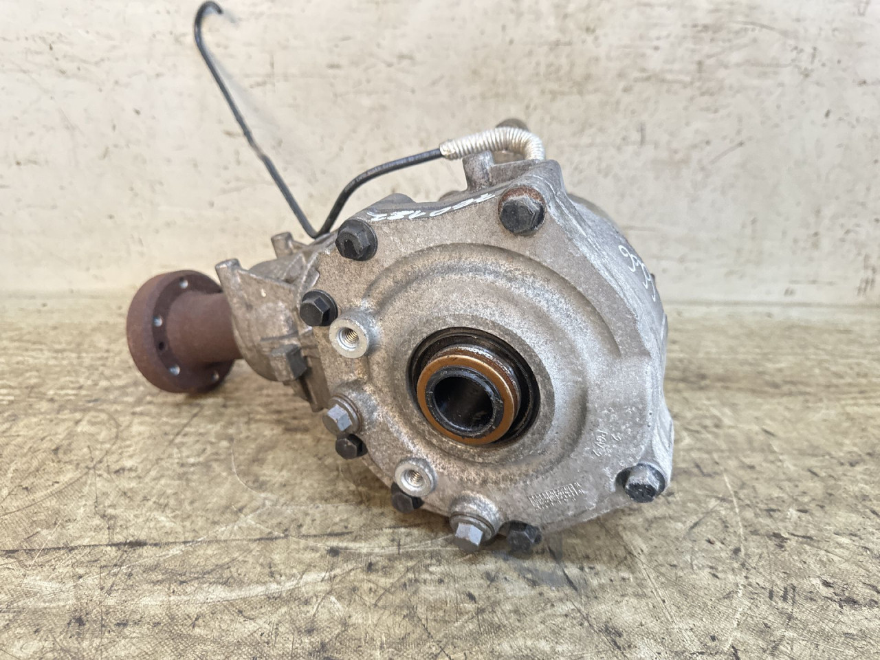 DIFERENCIJAL LAND ROVER DISCOVERY SPORT > 16- EJ327L486
