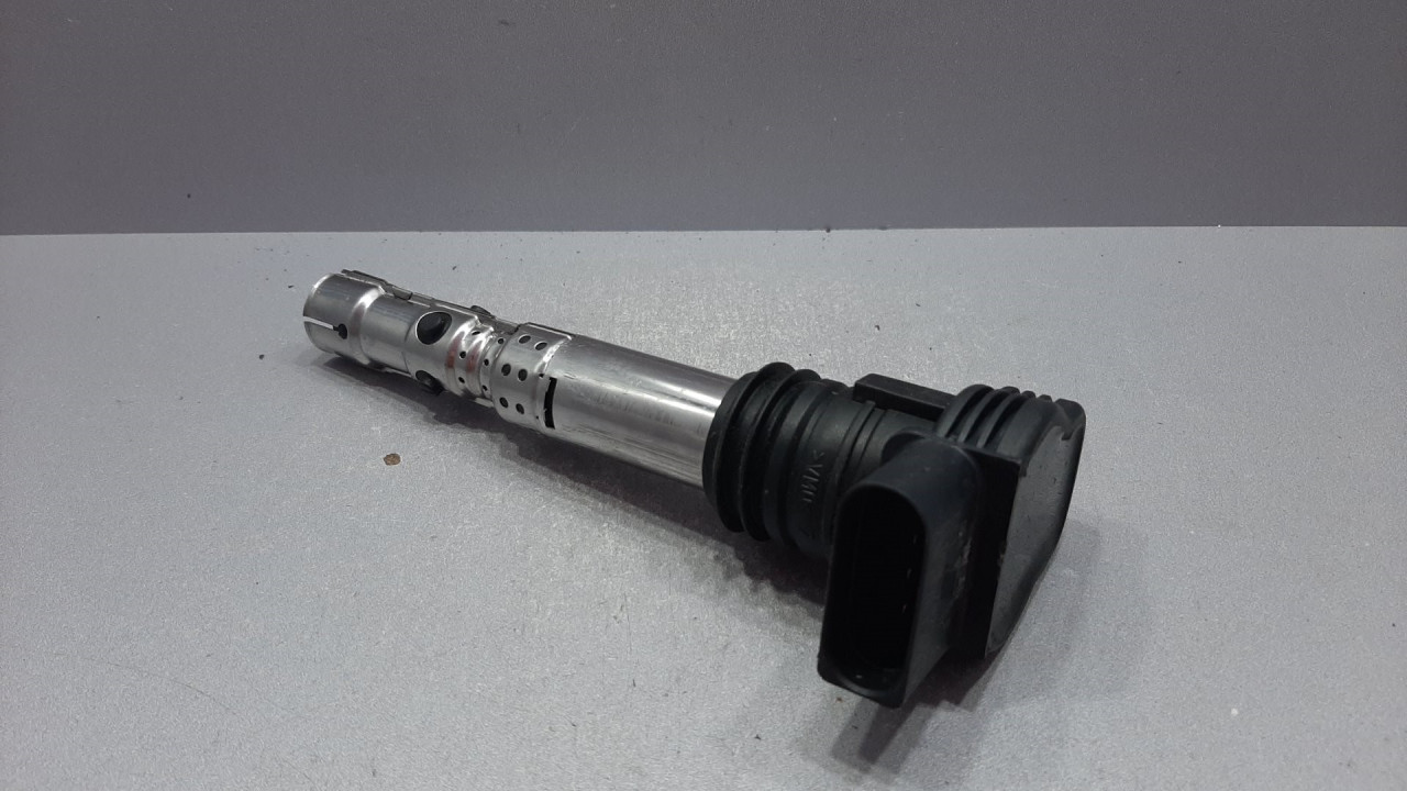 DIJELOVI BOMBINA AUDI A4 (B6) > 00-04 06A905115D