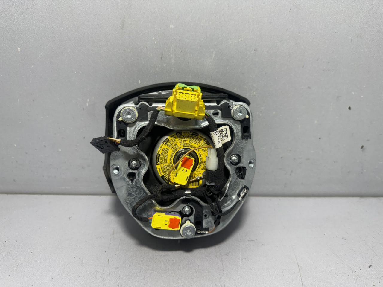 DIJELOVI AIRBAG VOLANA AUDI Q5 > 08-11 8R0880201A