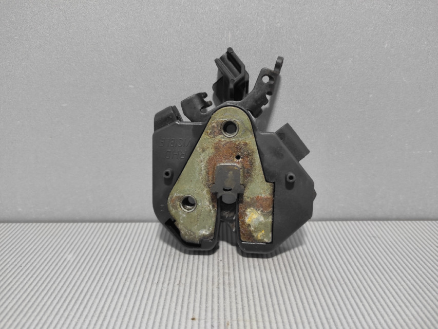 DIJELOVI BRAVA HAUBE VOLVO S70/V70 > 00-04 9483765