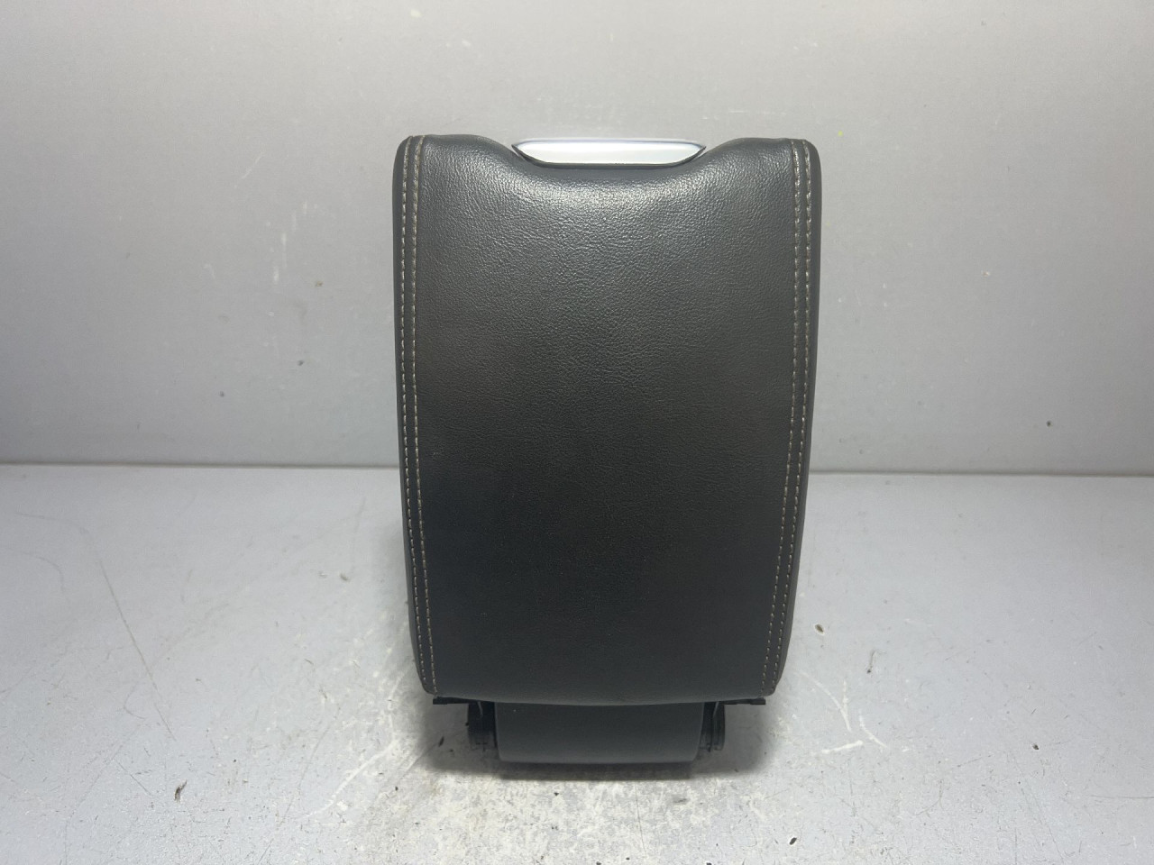 NASLONJAC ZA RUKU VOLVO S60/V60 > 14 - 19 30755587
