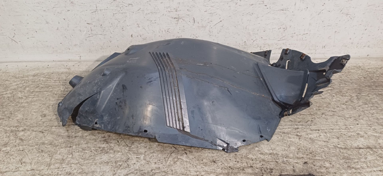 UNUTRASNJI BLATOBRAN SEAT ATECA > 20- 575854816