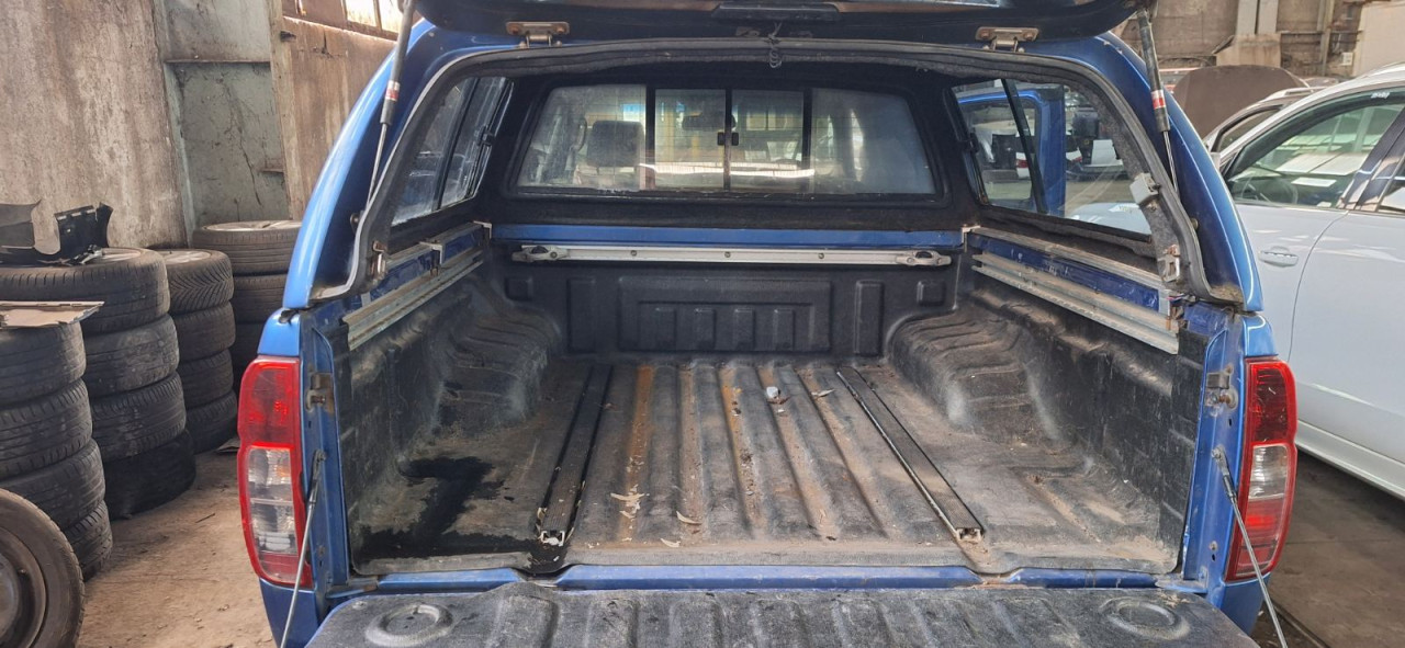 DIJELOVI NISSAN NAVARA PATHFINDER 2011 2.5 140KW MJENJAC MOTOR